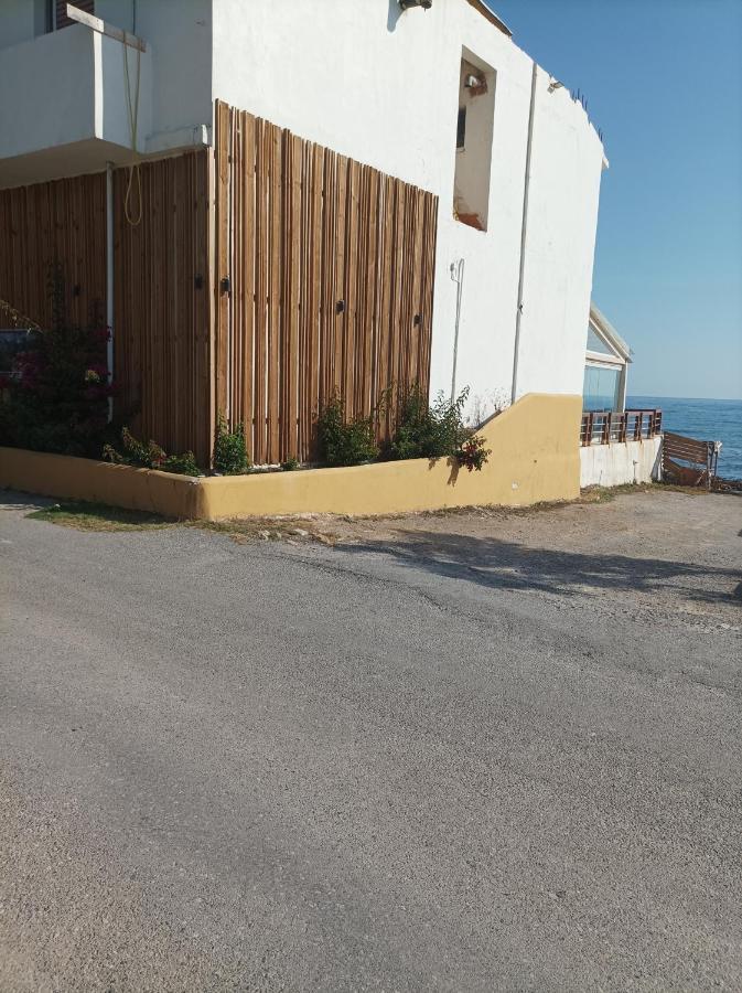 Beachfront Apartment Rethymno Eksteriør bilde
